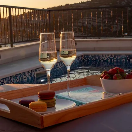 Diomedes With The Sea View And The Pool *