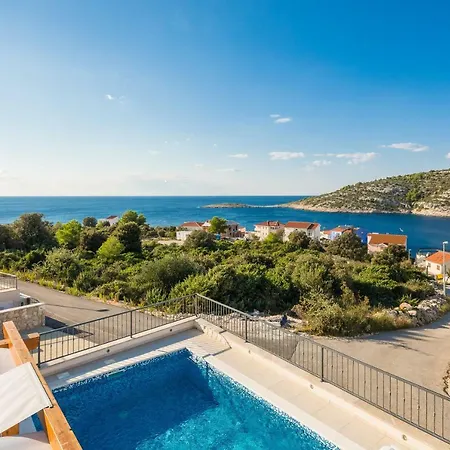 Diomedes With The Sea View And The Pool *