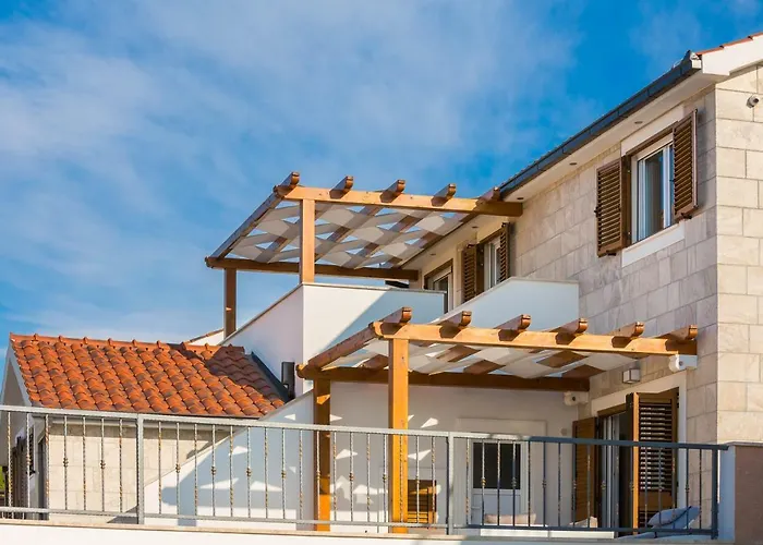 Diomedes With The Sea View And The Pool Vila *