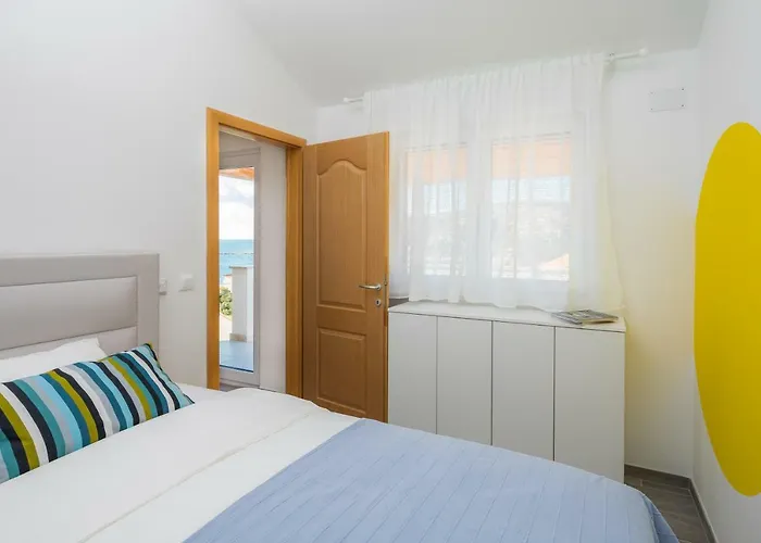 Diomedes With The Sea View And The Pool Vila Rogoznica (Sibenik-Knin)