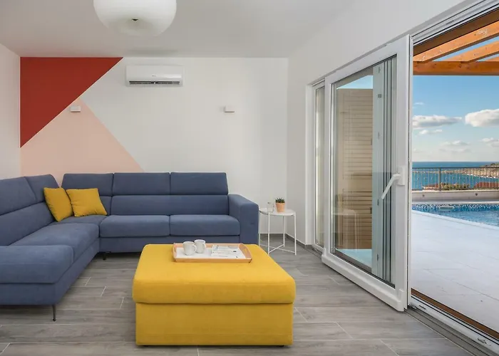 Villa Diomedes With The Sea View And The Pool Rogoznica (Sibenik-Knin)