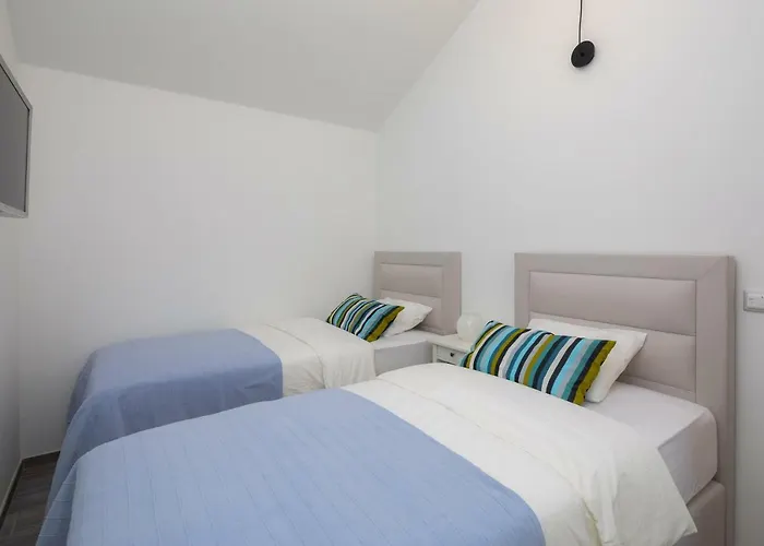 Vila Diomedes With The Sea View And The Pool